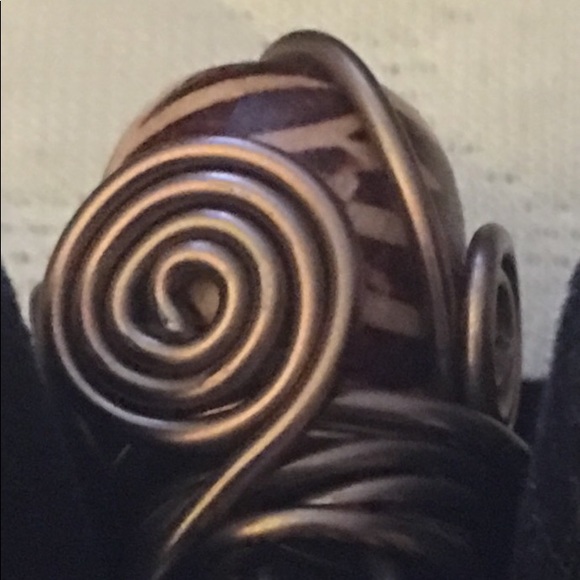 SOLD WOOD ZEBRA PRINT RING SOLD - Picture 6 of 7